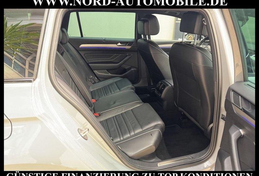 Volkswagen Passat Variant Passat Variant  Performance 4MOT 2.0 TDI R-Line
