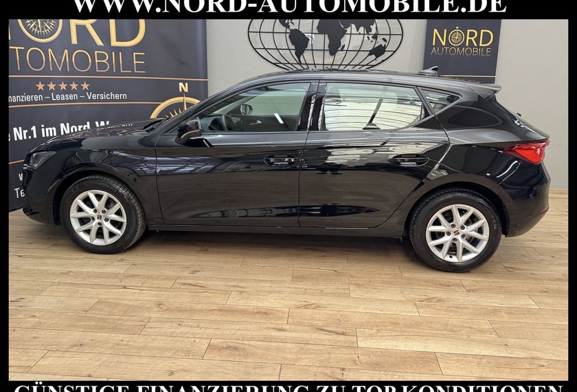 Seat Leon Leon Style 2.0 TDI DSG Navi/LED/APS