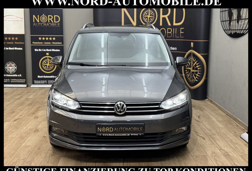 Volkswagen Touran Touran Highline 1.5 TSI DSG Pano/ACC/Navi/LED/17