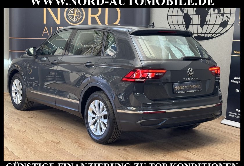 Volkswagen Tiguan Tiguan 2.0 TDI DSG Navi/LED/ACC/SHZ/17