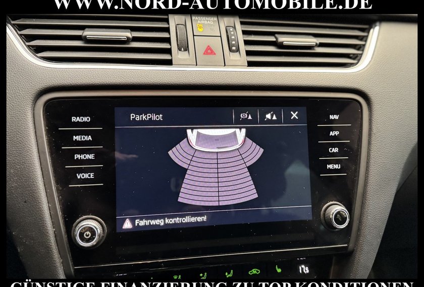 Skoda Octavia Octavia Combi Soleil 1.5 TSI *LED*NAVI*SHZ*DAB+