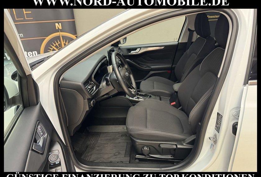 Ford Focus Focus Turnier 2.0 EB Titanium X *Ad.LED*AHK*StHz