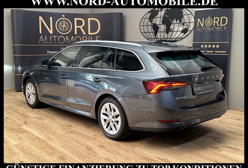 Skoda Octavia Octavia Combi Style 2.0 TDI DSG Pano/AHK/Head-Up