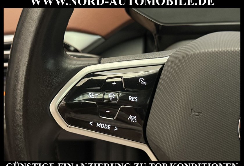 Volkswagen ID.4 ID.4 Pro Performance Pano/AHK/Wärmepumpe/Matrix