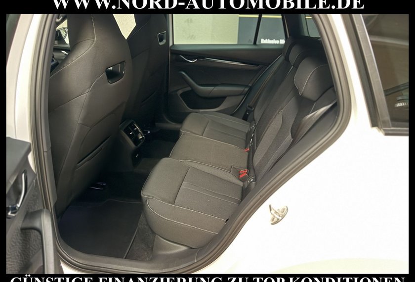 Skoda Octavia Octavia Combi Sportline 2.0 TDI DSG Head-Up/ACC/