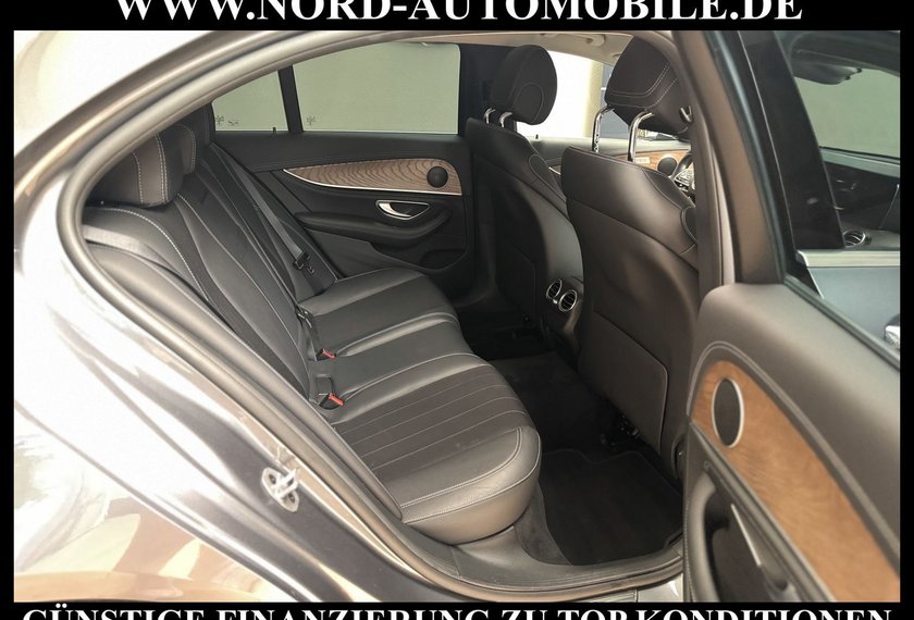 Mercedes-Benz E 220 E 220 d Lim. Exclusive *Distro+*Comand*360°*LED*