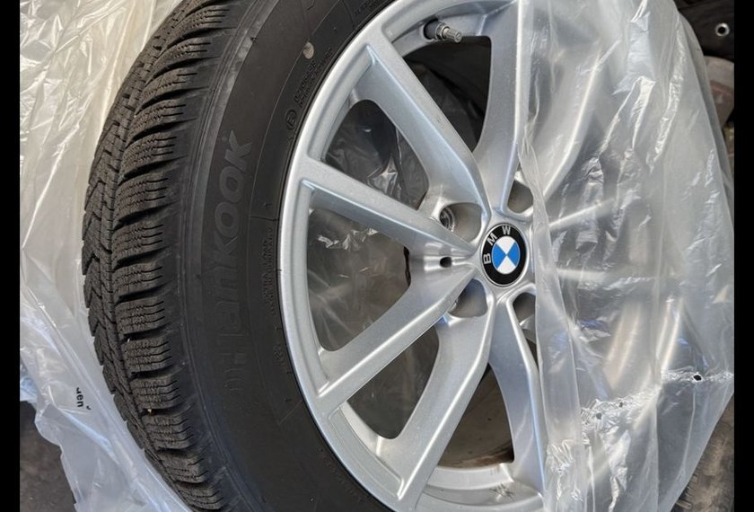 BMW 330 330 e touring Sport Line *LASER*PANO*AHK*UPE:71