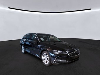 Skoda Superb Superb iV Combi Style 1.4 TSI DSG Leder/AHK/Navi