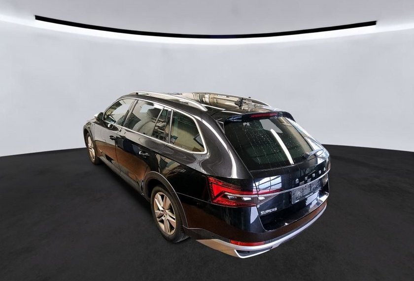 Skoda Superb Superb Scout Combi 2.0 TDI DSG Kamera/Virt.Cockp
