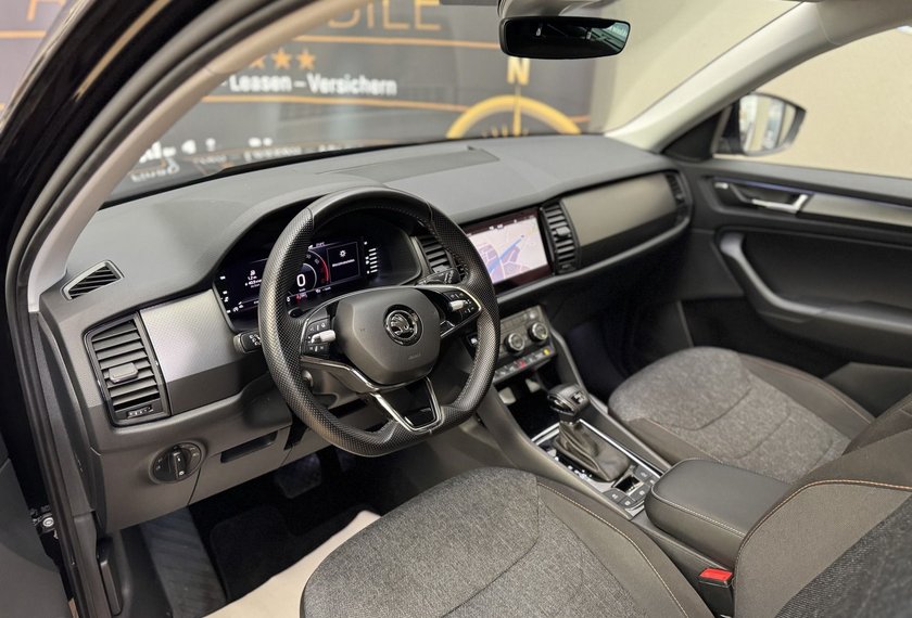 Skoda Kodiaq Kodiaq 2.0 TSI Clever 4x4 *AHK*VIRTUAL*360°*STHZ