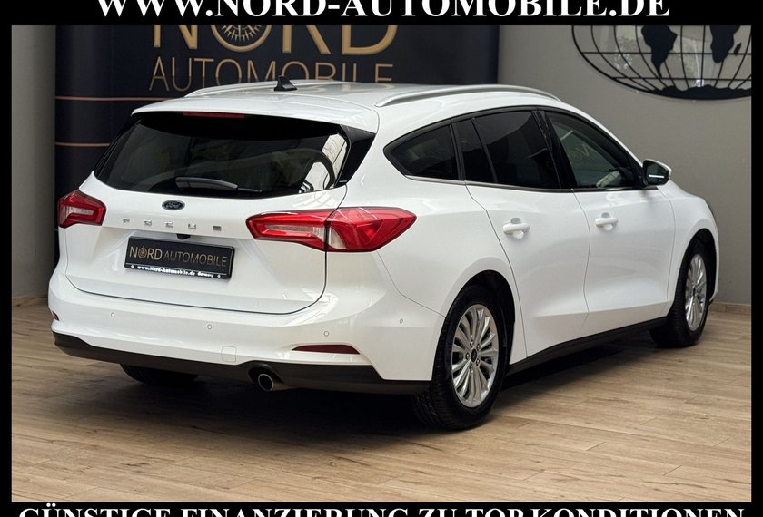 Ford Focus Focus Turnier 2.0 EB Titanium X *Ad.LED*AHK*StHz