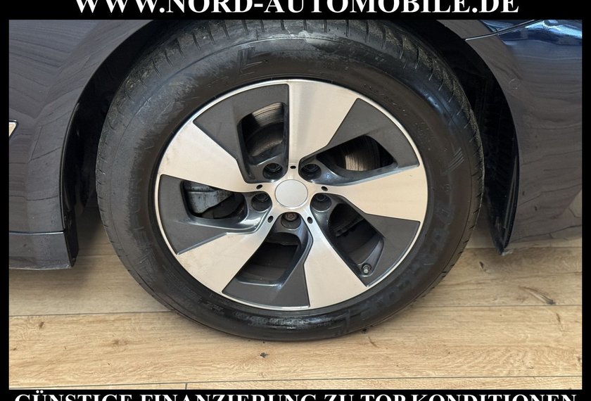 BMW 520 520 d Touring *LED*HarmanK*Leder*HUD*Luft*Memory