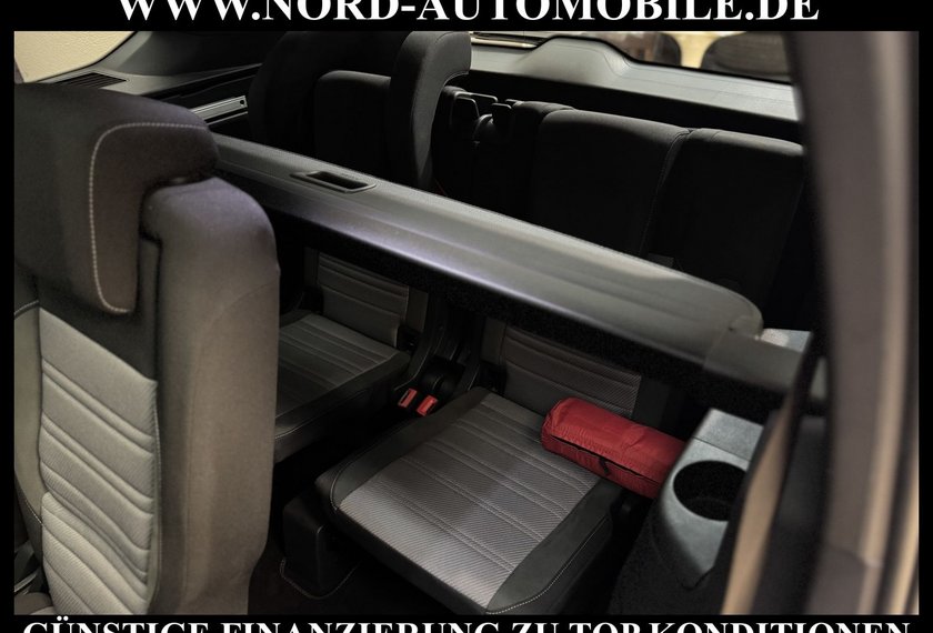Volkswagen Touran Touran R-Line 2.0 TDI SCR DSG Dig.Cockpit/AHK/18
