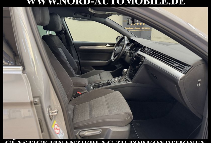 Volkswagen Passat Variant Passat Variant 2.0 TDI DSG Kamera/Navi/LED/18 Bu