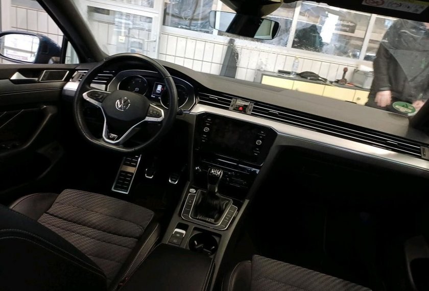 Volkswagen Passat Variant Passat Variant R-Line 2.0 TDI AHK/Pano/Kamera