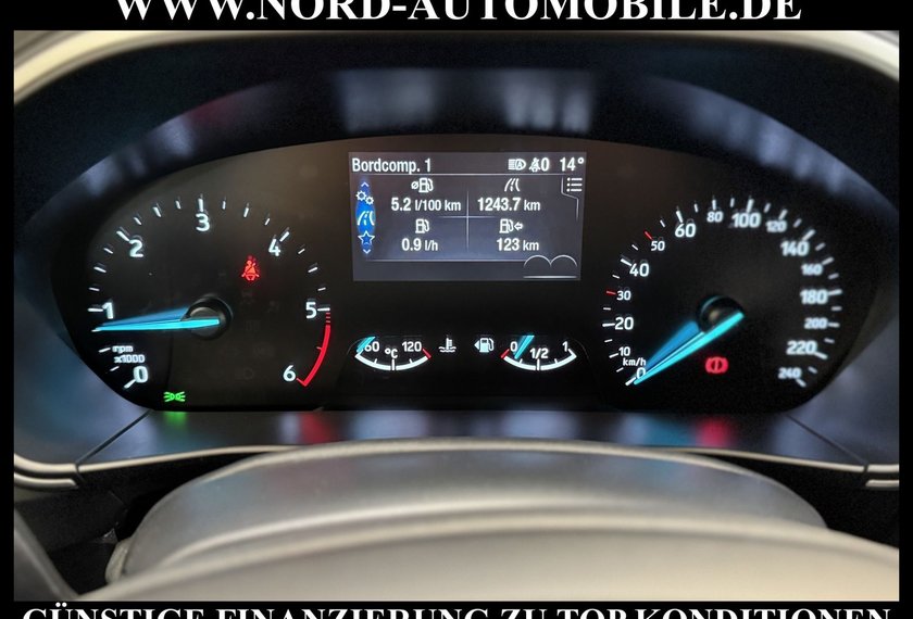 Ford Focus Focus Lim. 1.5 EcoBlue *LED*AHK*ACC*StHz*Kamera*