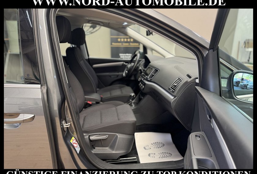 Volkswagen Sharan Sharan 1.4 TSI DSG Comfortline 7-SITZER*AHK*NAVI