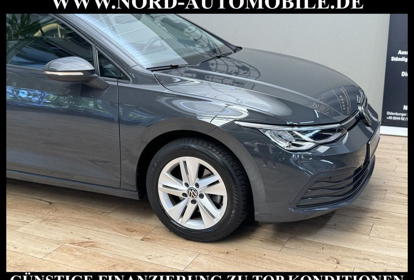 Volkswagen Golf Golf VIII Variant 1.5 eTSI Life DSG AHK/Navi/LED