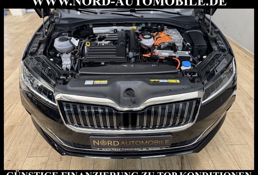 Skoda Superb Superb iV Combi Style 1.4 TSI DSG Leder/AHK/Navi