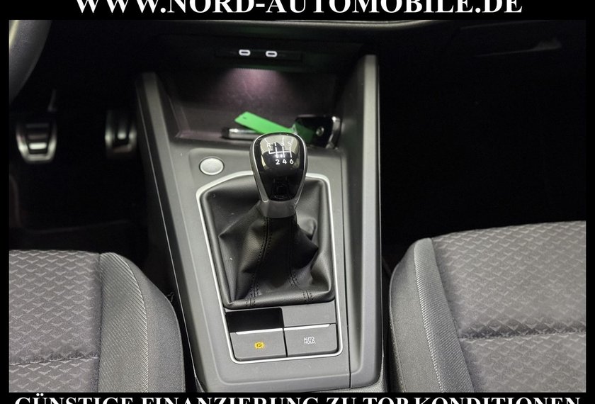 Volkswagen Golf Golf Life ACTIVE 1.5 TSI Navi/LED/ACC/Dig.Cockpi