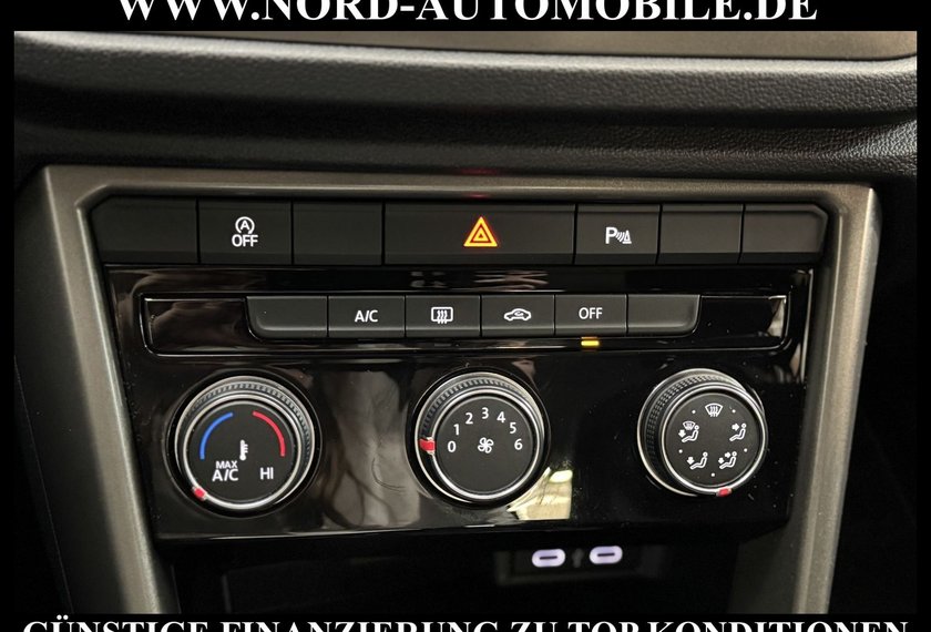 Volkswagen T-Roc T-Roc Style 1.5 TSI DSG Navigation/PDC/17