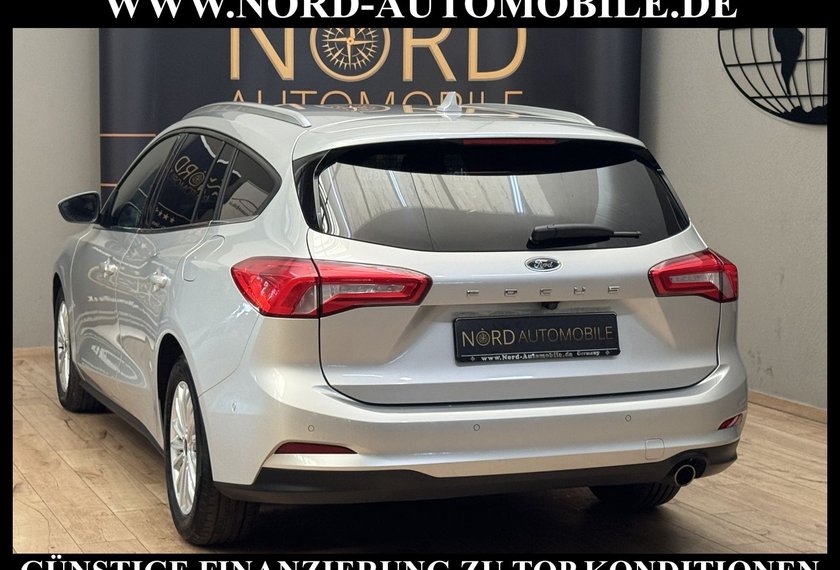 Ford Focus Focus Turnier 1.5 EB Titanium X *AHK*ACC*B&amp;O*HUD
