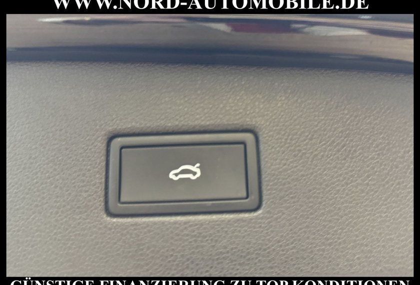 Volkswagen Tiguan Tiguan R-Line 2.0 TDI DSG Matrix/Kamera/Sid&amp;Lane