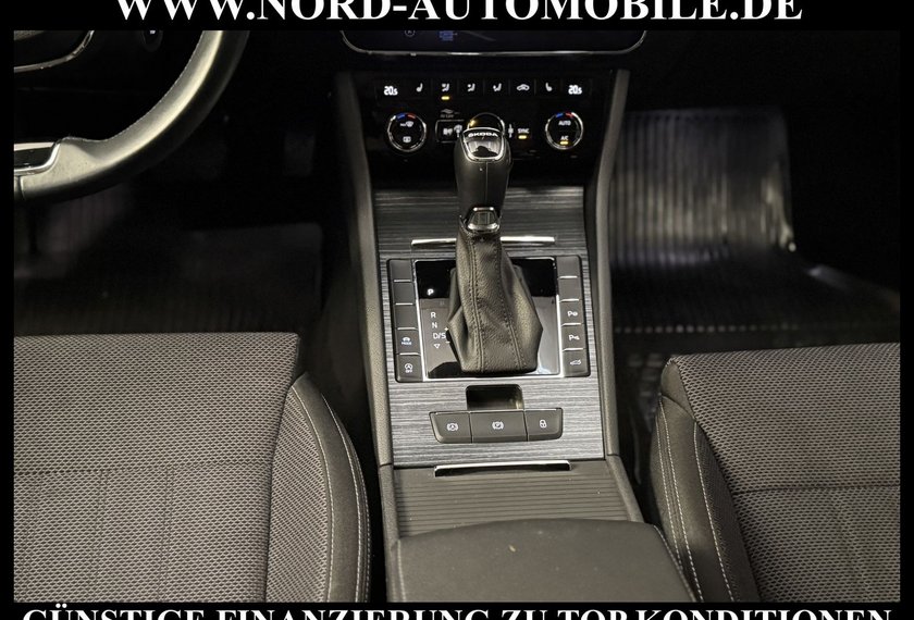 Skoda Superb Superb Combi Style 2.0 TDI DSG Kamera/Dig.Cockpi