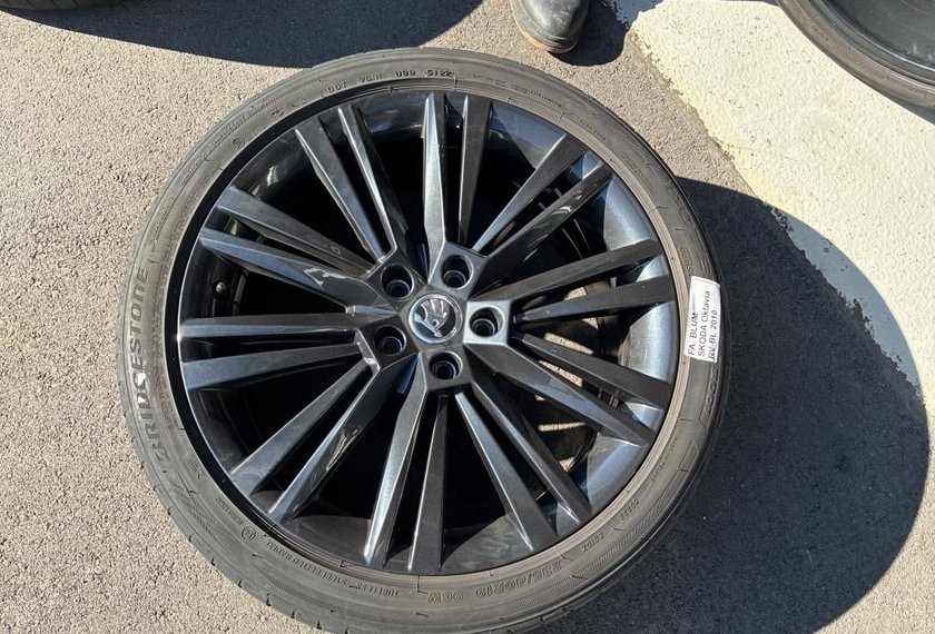 Skoda Superb Superb Combi Style 2.0 TDI DSG AHK/ACC/Virt.Cock