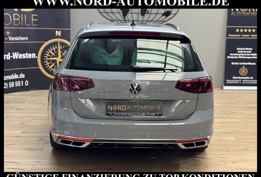 Volkswagen Passat Variant Passat Variant R-Line 2.0 TSI Dig.Cockpit/18/Nav