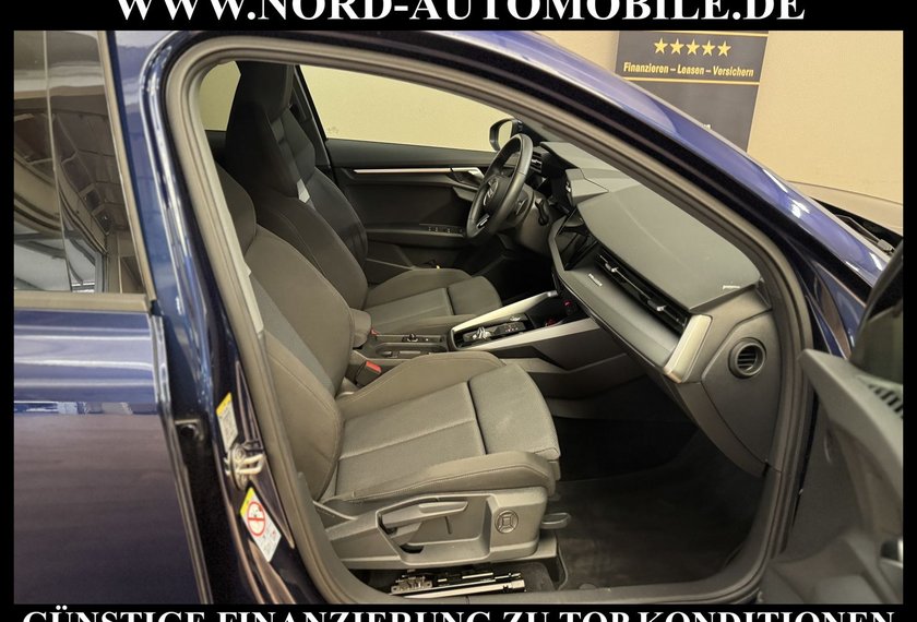Audi A3 A3 Sportback S-Line  30 TFSI S-Tronic AHK/18/