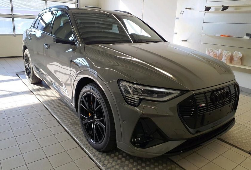 Audi e-tron e-tron 55 QU.S-Line Black Style Pano/HeadUp/B&amp;O/