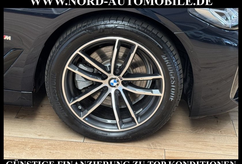 BMW 520 520 d Touring M Sport Laser*AHK*Head-up*ParkAss+