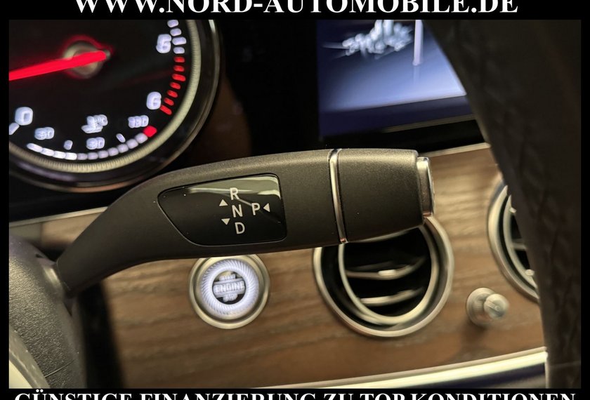 Mercedes-Benz E 220 E 220 d Lim. Exclusive *Distro+*Comand*360°*LED*