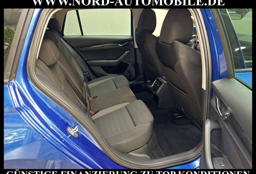 Skoda Octavia Octavia Combi 2.0 TDI DSG Ambition Matrix/ACC/17