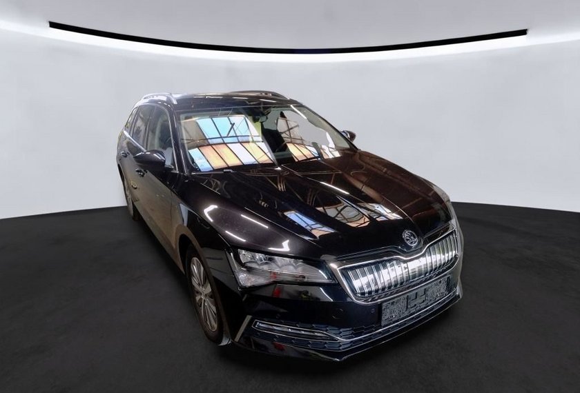 Skoda Superb Superb iV Combi Ambition 1.4 TSI DSG Virt.Cockpi
