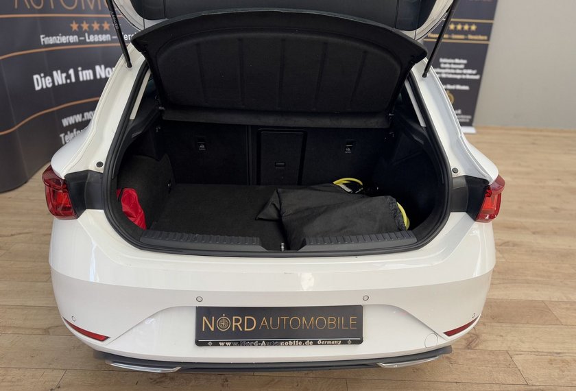 Seat Leon Leon FR e-HYBRID DSG Navi*LED*PDC*17''*