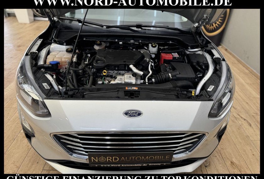 Ford Focus Focus Turnier 1.5 EB Titanium *LED*AHK*KAM*SHZ*