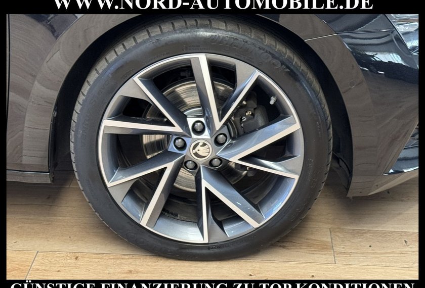 Skoda Superb Superb Combi Sportline 2.0 TDI DSG AHK/Area View