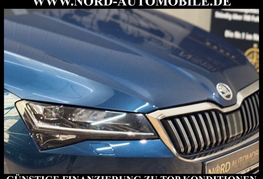 Skoda Superb Superb Combi 2.0 TDI Style 4x4 DSG AHK/Leder/Kam