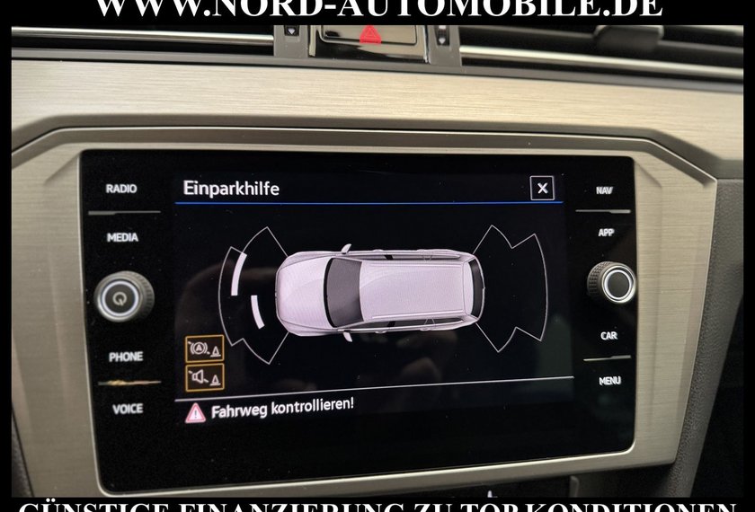 Volkswagen Passat Variant Passat Variant 2.0 TDI Conceptline DSG AHK/Navi/