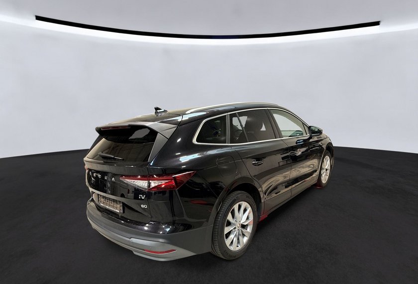 Skoda Enyaq Enyaq iV 80 Suite AHK/Wärmepume/Kamera/19