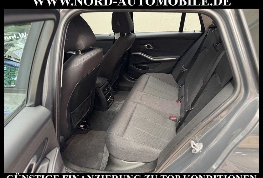 BMW 320 320 d Touring xDrive Advantage *AHK*ACC*LiveCP*