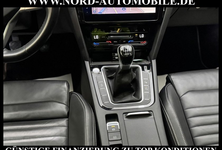 Volkswagen Passat Variant Passat Variant 2.0 TDI ELEGANCE *AHK*PANO*LEDER*