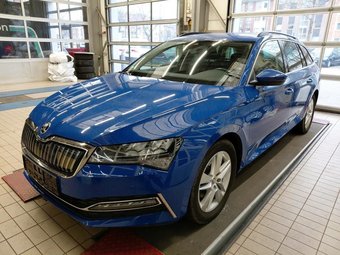 Skoda Superb Superb iV Combi Ambition 1.4 TSI DSG Kamera/Virt