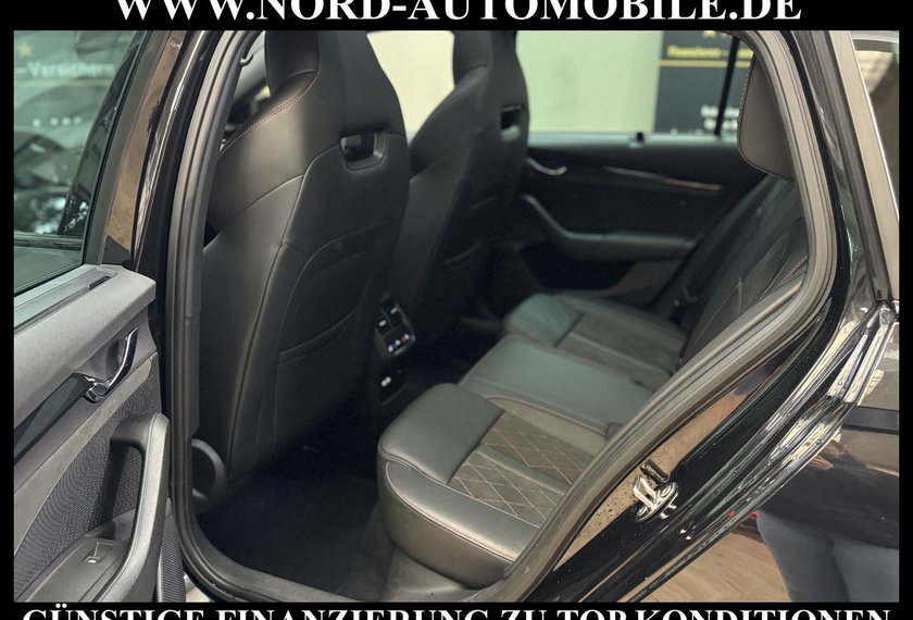 Skoda Octavia Octavia Combi 2.0 TSI RS Plus DSG Pano/HeadUp/19