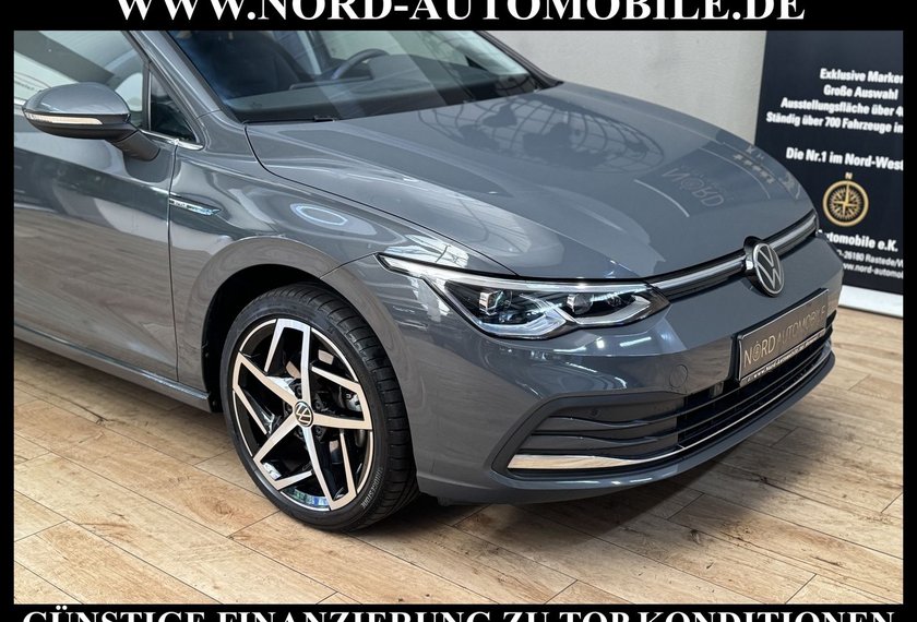 Volkswagen Golf Golf Style 2.0 TSI DSG Navi/LED/18/PDC