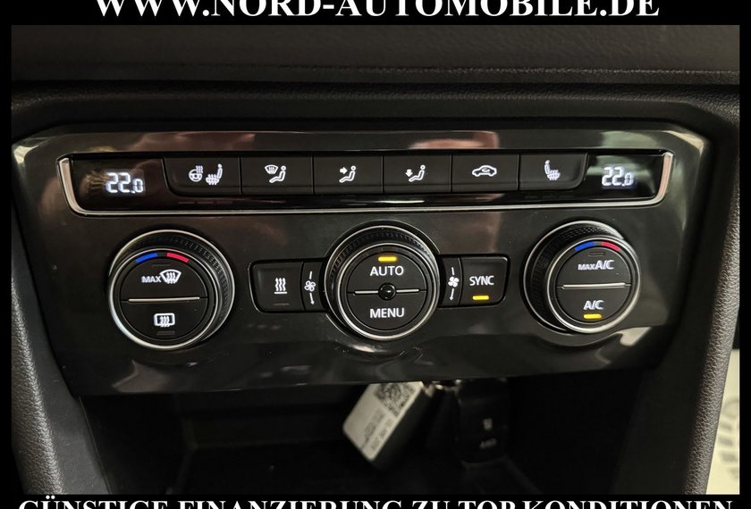 Volkswagen Tiguan Tiguan 2.0 TDI DSG R-Line Dig.Cockp/StHz/AHK/Kam