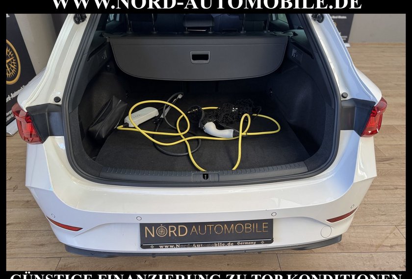 Cupra Leon Leon SP VZ 1.4 TSI e-HYBRID DSG Kamera/19/Navi