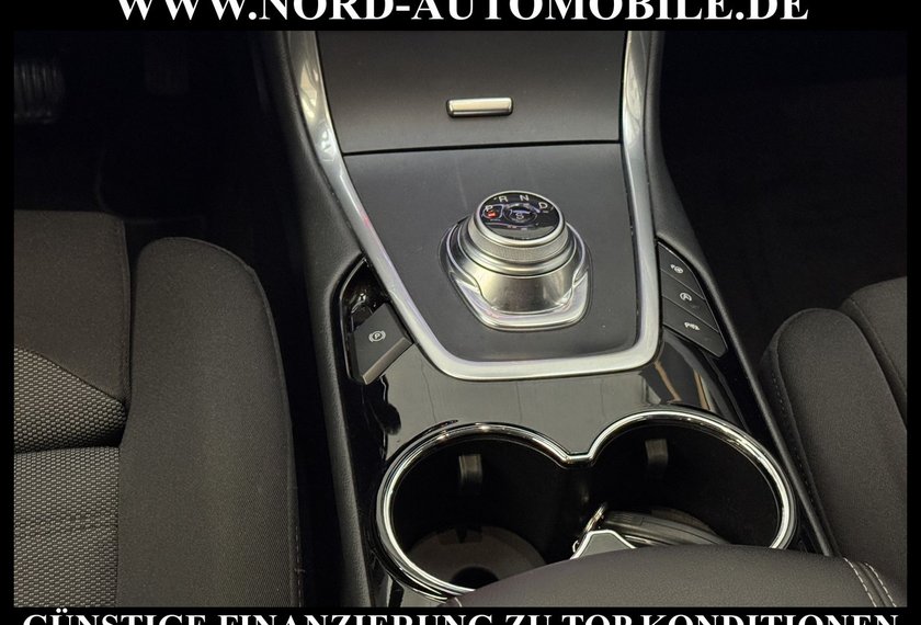 Ford S-Max S-Max 2.0 EcoBlue Titanium LED*AHK*ACC*190PS*KAM